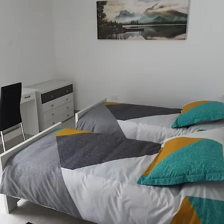 2 Bedrooms Best Location, Brand New. شقة مارساسكالا