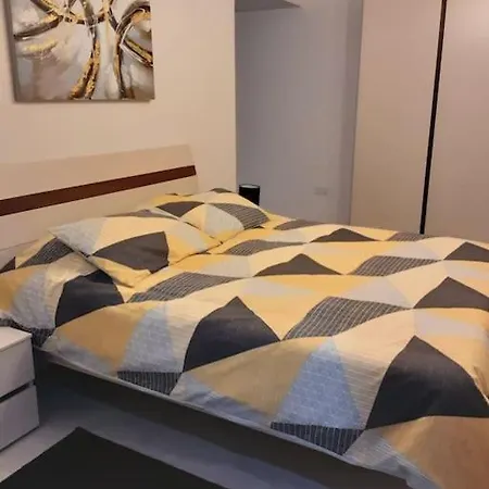 2 Bedrooms Best Location, Brand New. Apartmán *