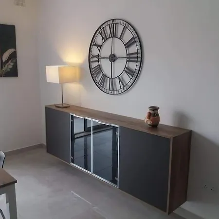 2 Bedrooms Best Location, Brand New. Apartament Marsaskala